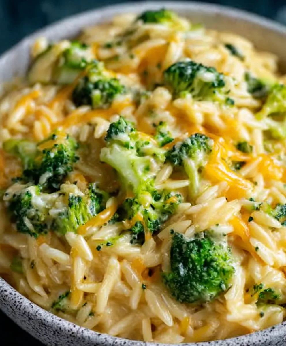 Creamy Broccoli Cheddar Orzo-Easy One-Pot Meal