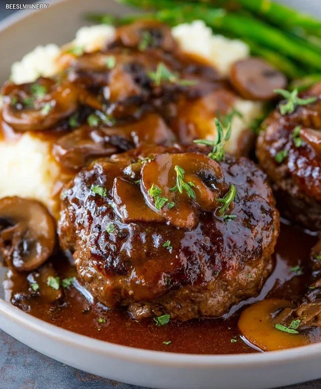 Easy Homemade Salisbury Steak
